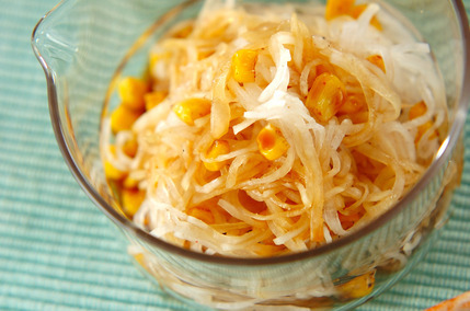 大根とコーンのサラダ