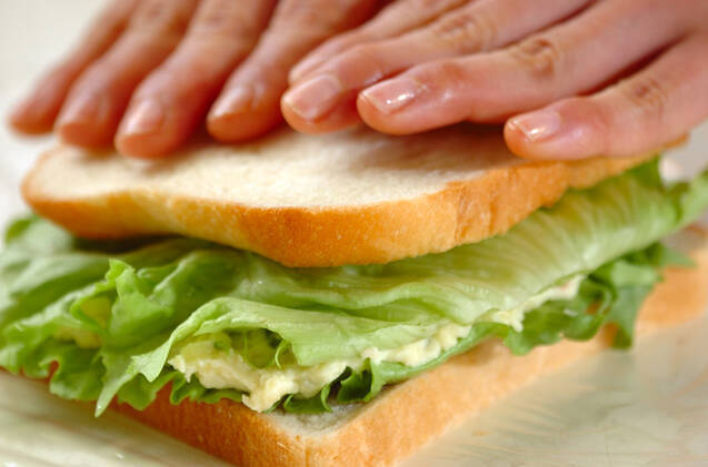 ポテサラサンドの作り方の手順1