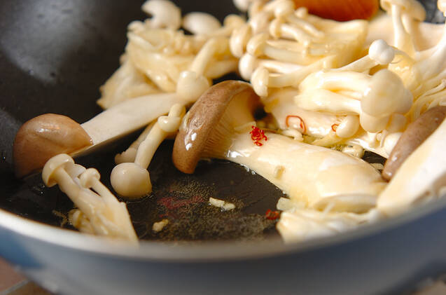 キノコのパスタの作り方の手順2