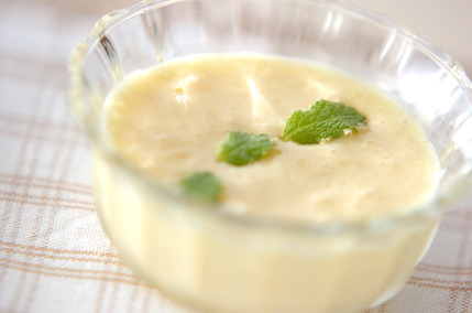 ホワイトチョコムース