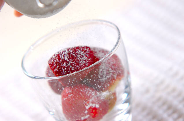 デザート・イチゴの作り方の手順2