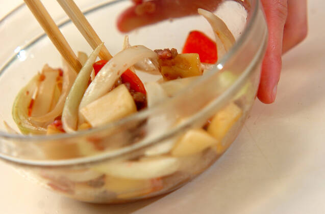 合いびき肉でお手軽肉じゃがの作り方の手順2