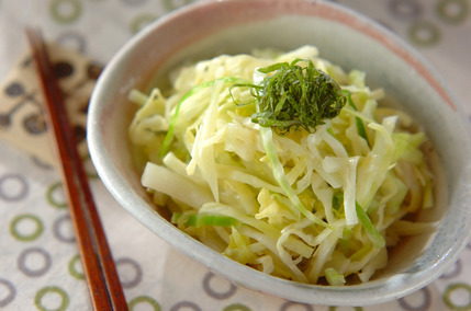 キャベツとホタテの和風サラダ