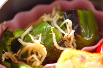 グリルピーマンのシラス和え