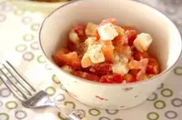 トマトとクリームチーズのバジル和え