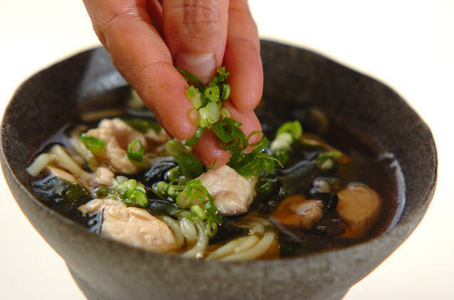 ささ身のラーメン入りスープの作り方の手順5