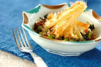 湯葉の梅ダレサラダ