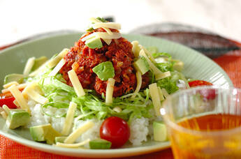 コンビーフタコライスプレート