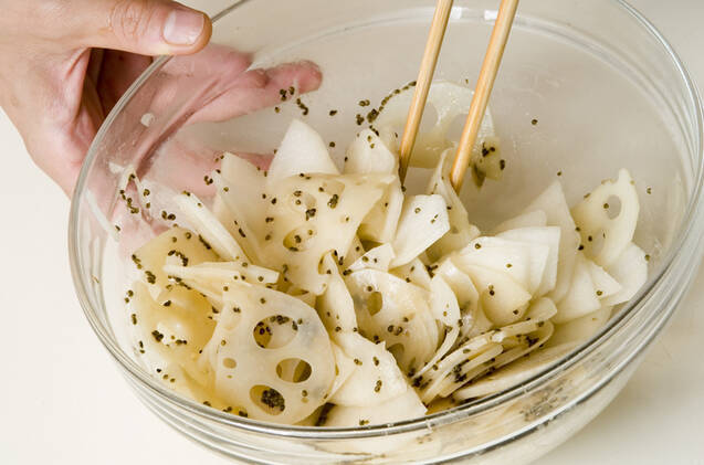 レンコンと梨のサラダの作り方の手順2