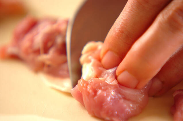 鶏鍋の作り方の手順1