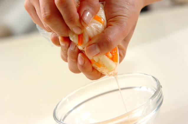 大根とニンジンの白和えの作り方の手順1