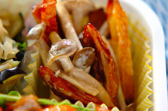 焼きさつま揚げとキノコのマヨ和え