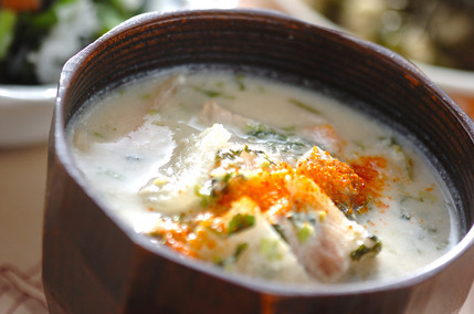 豚肉のこっくり粕汁