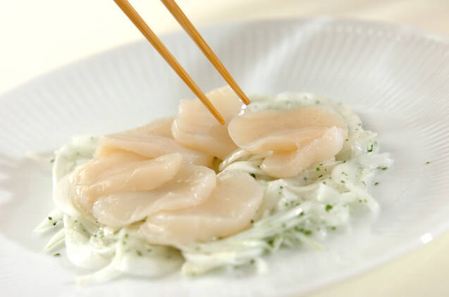 新玉ネギマリネとホタテの春のカルパッチョの作り方の手順3