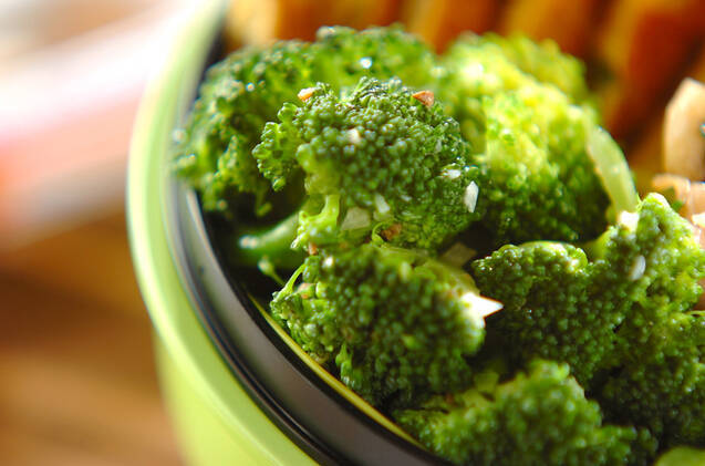 ブロッコリーのアンチョビ炒め