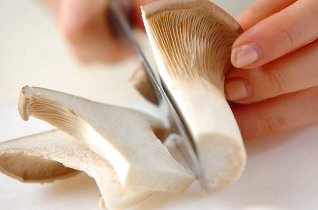 エリンギのバター炒めの作り方の手順1