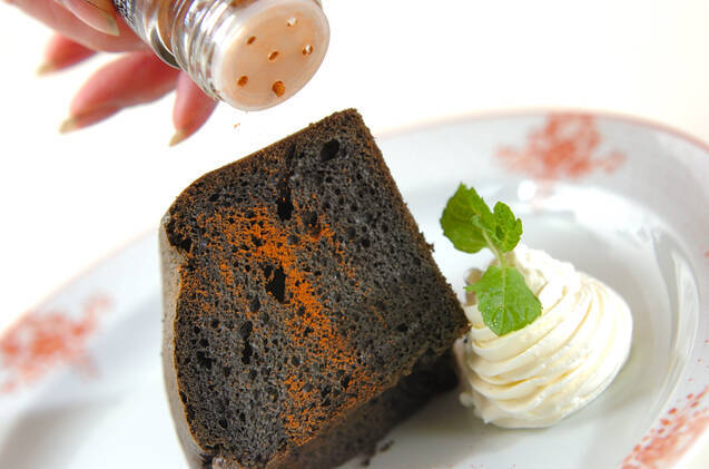 黒のシフォンケーキの作り方の手順10