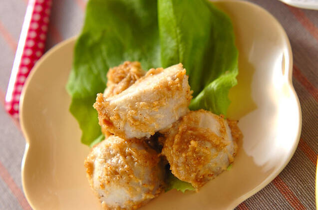 里芋のゴマみそ和え