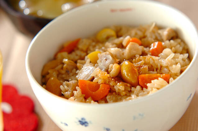 鶏肉の洋風炊き込みご飯