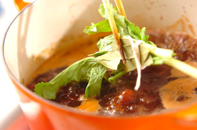 本格ビーフシチュー 半熟卵添えの作り方の手順7