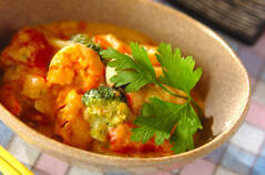 エビとトマトのクリーム煮