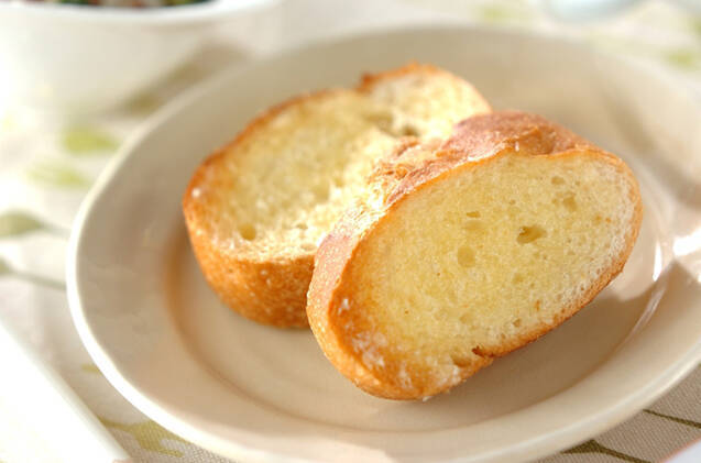 ガーリックバタートースト