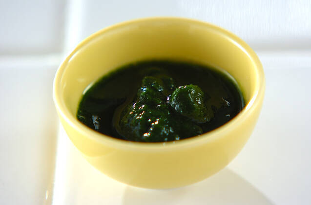 ホウレン草のペースト