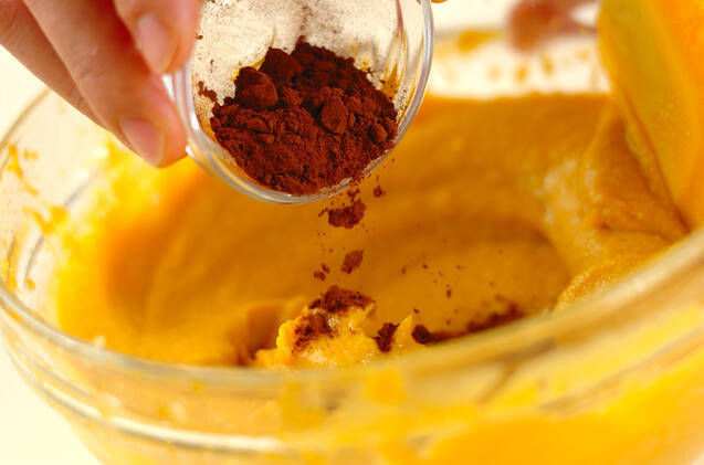 カボチャのモンブランクリームパフェの作り方の手順4