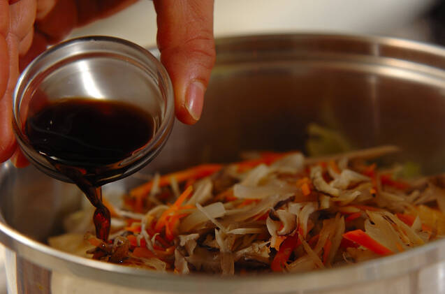 白菜と油揚げの煮物の作り方の手順6