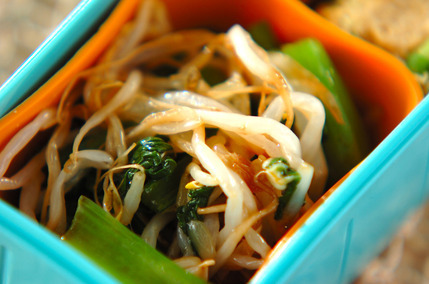 小松菜とモヤシの和え物