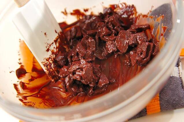 チョコ麩菓子の作り方の手順2