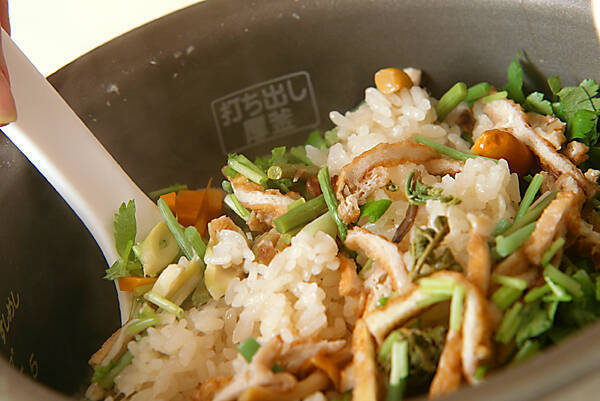 素朴なおいしさ！もちもち山菜おこわの作り方の手順7