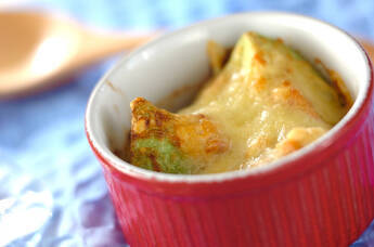 ツナとアボカドのココット