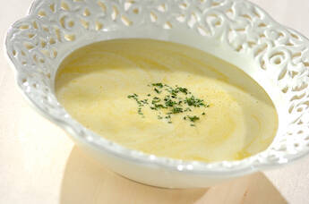 カボチャの皮ごとスープ