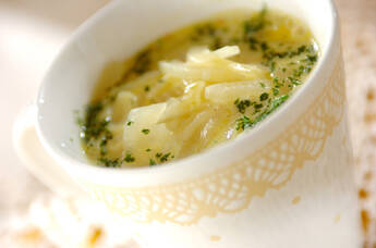 玉ネギのカレースープ