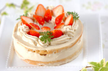 ヴィーガンデコレーションケーキ