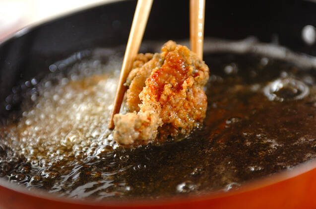 鶏の唐揚げ青のり風味の作り方の手順2