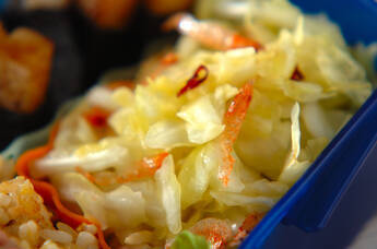 春キャベツと桜エビの甘酢漬け