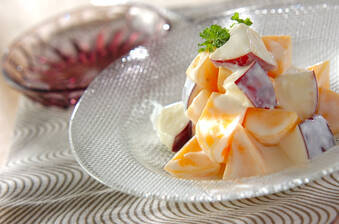 柿とリンゴのサラダ