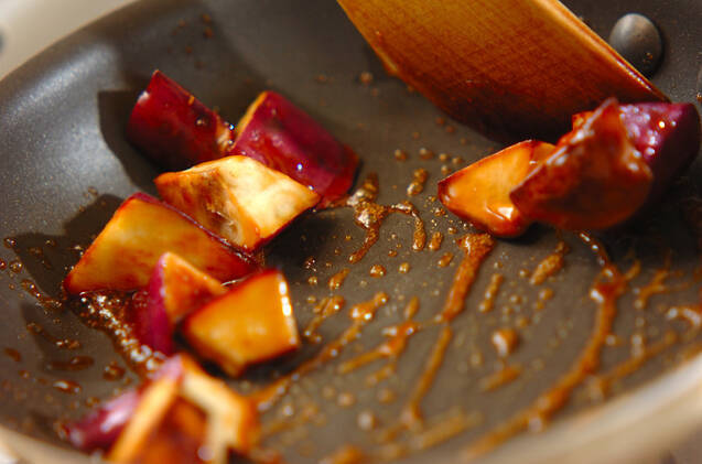 黒糖きな粉の大学芋の作り方の手順3