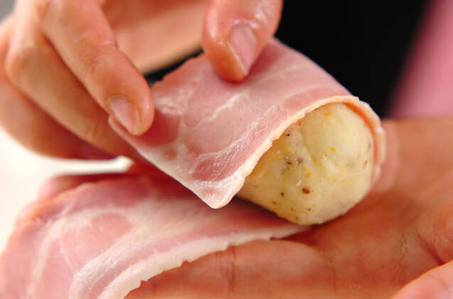 ジャガイモのベーコン巻きの作り方の手順3