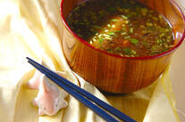 ジュンサイの赤だし