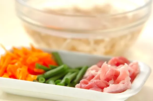 豚ゴボウきんぴらの下準備1