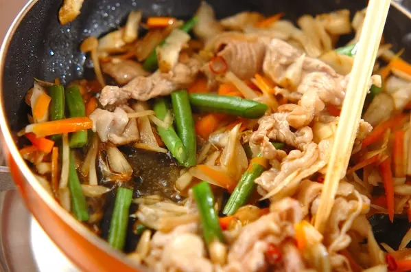 豚ゴボウきんぴらの作り方2