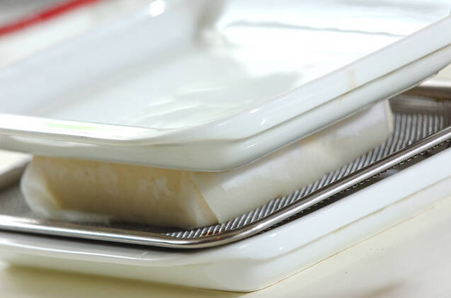 豆腐のみそ風味サラダの作り方の手順1