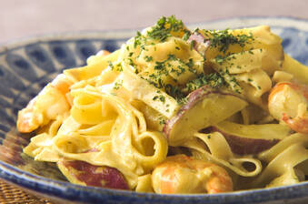 おさつのカレーパスタ