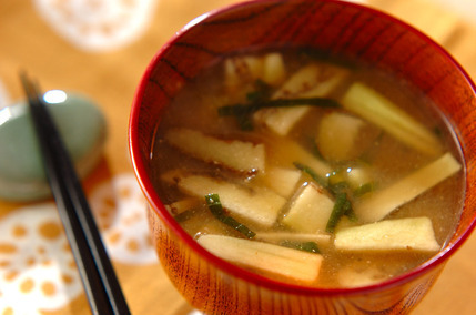 ナスと大葉のみそ汁