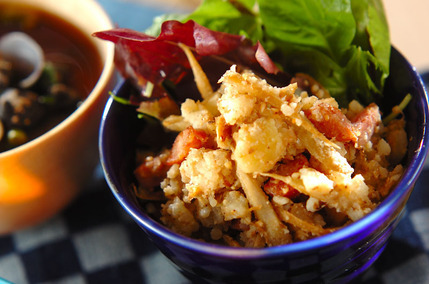 ゴマ風味のポテトサラダ