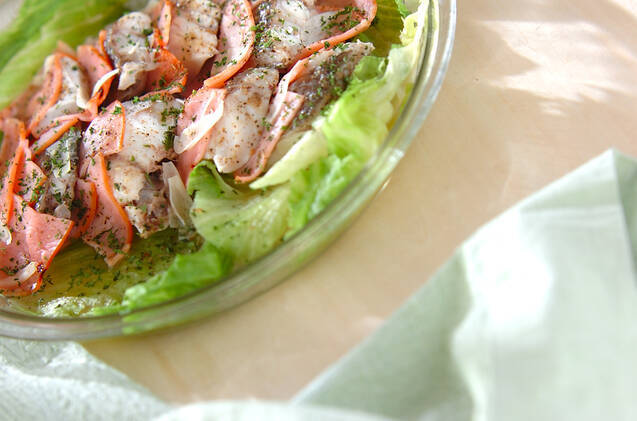 白身魚とハムのワイン蒸