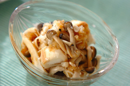 キノコの麩入りおろし和え